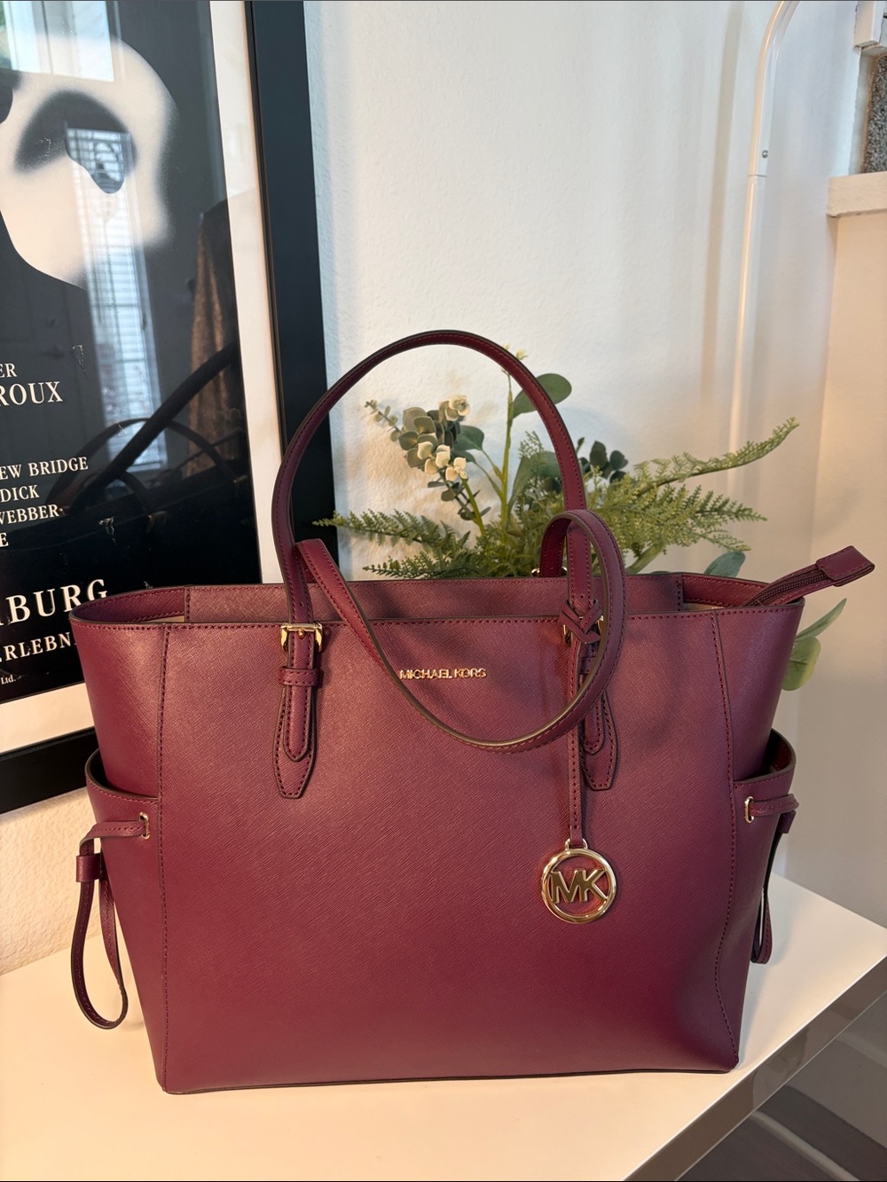 NWOT Michael Kors Gilly Leather Large Drawstring Travel Tote in Merlot